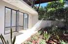 3 Bed House with En Suite at Rosslyn - 11