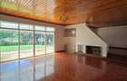 4 Bed House with En Suite at Loresho Creasent - 16