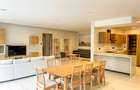 4 Bed Apartment with En Suite in Spring Valley - 3