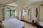 5 Bed House with En Suite in Runda - 20