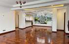 3 Bed Apartment with En Suite in Riverside - 1