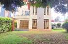 5 Bed Townhouse with En Suite at Lavington Green - 6