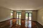 5 Bed Townhouse with En Suite in Lavington - 9
