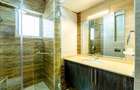 3 Bed Apartment with En Suite in Riverside - 12