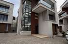 5 Bed Townhouse with En Suite at Lavington Green - 2