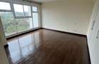 4 Bed Apartment with En Suite at Riverside - 10