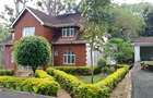 5 Bed House in Rosslyn - 1
