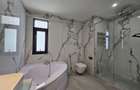 6 Bed Townhouse with En Suite in Lavington - 10