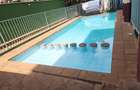 3 Bed Apartment with En Suite at Hatheru Road - 15