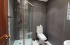 Furnished 1 Bed Apartment with Swimming Pool in Kilimani - 4