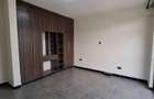 5 Bed House at Safari Park - 10