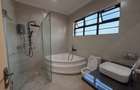 4 Bed House with En Suite at Membley - 2