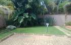5 Bed Townhouse with En Suite in Lavington - 4
