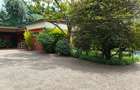 3 Bed House with En Suite at Lavington - 5