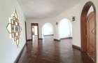 5 Bed House with En Suite at Nyari - 16