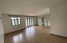 4 Bed Townhouse with En Suite in Ridgeways - 14