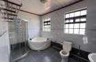 6 Bed House with En Suite in Runda - 19