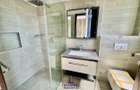 3 Bed Apartment with En Suite at Riverside Dr - 13