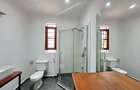 4 Bed House with En Suite at Off Glory Rd - 20