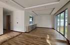 6 Bed Townhouse with En Suite in Lavington - 18