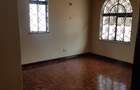 5 Bed Townhouse with En Suite at Yaya Center - 19
