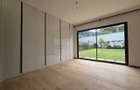 5 Bed House with En Suite in Lavington - 6