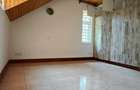 5 Bed House with En Suite in Rosslyn - 16