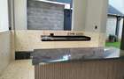 5 Bed Townhouse with En Suite in Nyari - 13
