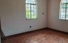 4 Bed Townhouse with En Suite at Lavington - 16