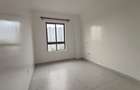 4 Bed Apartment with Swimming Pool at City Park - 6
