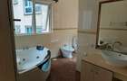 4 Bed Townhouse with En Suite at Riverside - 7