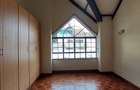 5 Bed Townhouse with En Suite in Lavington - 7