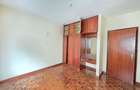 4 Bed Townhouse with En Suite at Valley Arcade - 17
