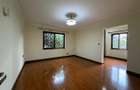 5 Bed Townhouse with En Suite in Lavington - 7