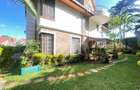 5 Bed Townhouse with En Suite in Lavington - 5