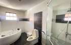 5 Bed Townhouse with En Suite in Lavington - 11