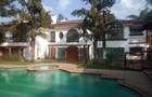 6 Bed House with En Suite in Nyari - 19