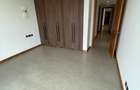 4 Bed Apartment with En Suite in Riverside - 13