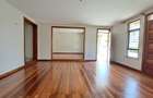 5 Bed Villa with En Suite in Lavington - 12