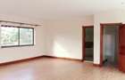 5 Bed Townhouse with En Suite in Brookside - 13