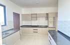 3 Bed Apartment with En Suite at Off Links Road - 4