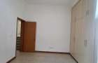 4 Bed House with En Suite in Riverside - 13