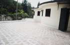 4 Bed Townhouse with En Suite - 13