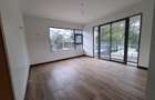 6 Bed Townhouse with En Suite in Lavington - 18