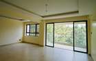 3 Bed Apartment with En Suite at 2026-430 - 9