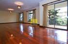 3 Bed Apartment in Riverside - 1