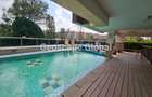 4 Bed Apartment with En Suite in Riverside - 14