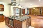 5 Bed Villa with En Suite in Lake View - 12