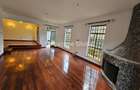 4 Bed Townhouse with En Suite in Spring Valley - 4