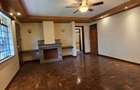 5 Bed House with En Suite at Redhil Road - 16